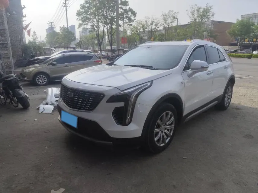 2022 Cadillac XT4 2.0T 237HP L4 9AT,autocango,china used car exporter,china ev exporter,chinese used car exporter,chinese used ev exporter