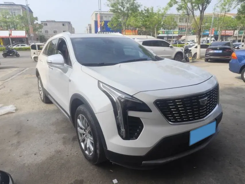 2022 Cadillac XT4 2.0T 237HP L4 9AT,autocango,china used car exporter,china ev exporter,chinese used car exporter,chinese used ev exporter