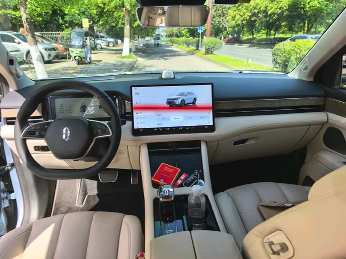 2022 Volvo S60 2.0T 197HP L4 8AT,autocango,china used car exporter,china ev exporter,chinese used car exporter,chinese used ev exporter