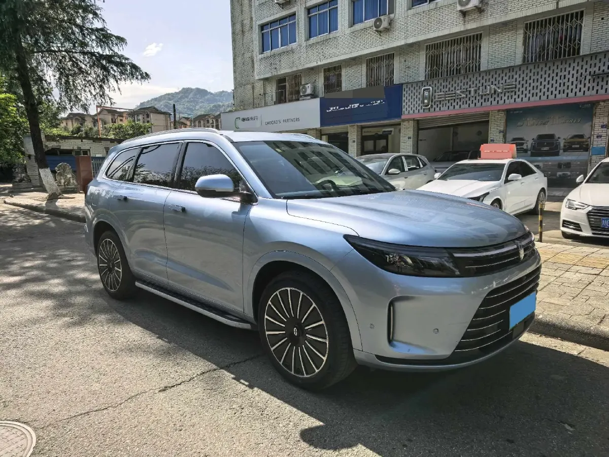 2022 Volvo S60 2.0T 197HP L4 8AT,autocango,china used car exporter,china ev exporter,chinese used car exporter,chinese used ev exporter