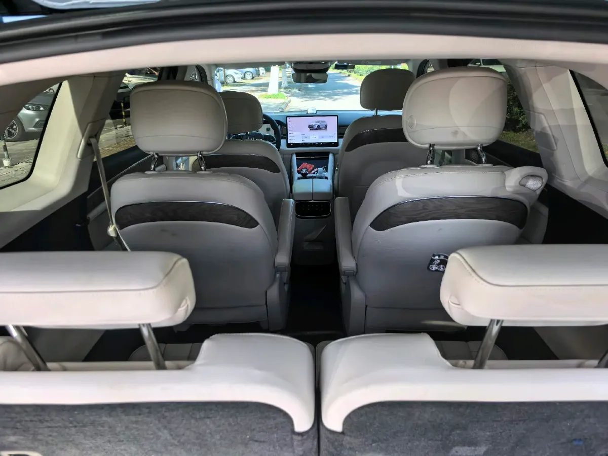 2022 Volvo S60 2.0T 197HP L4 8AT,autocango,china used car exporter,china ev exporter,chinese used car exporter,chinese used ev exporter