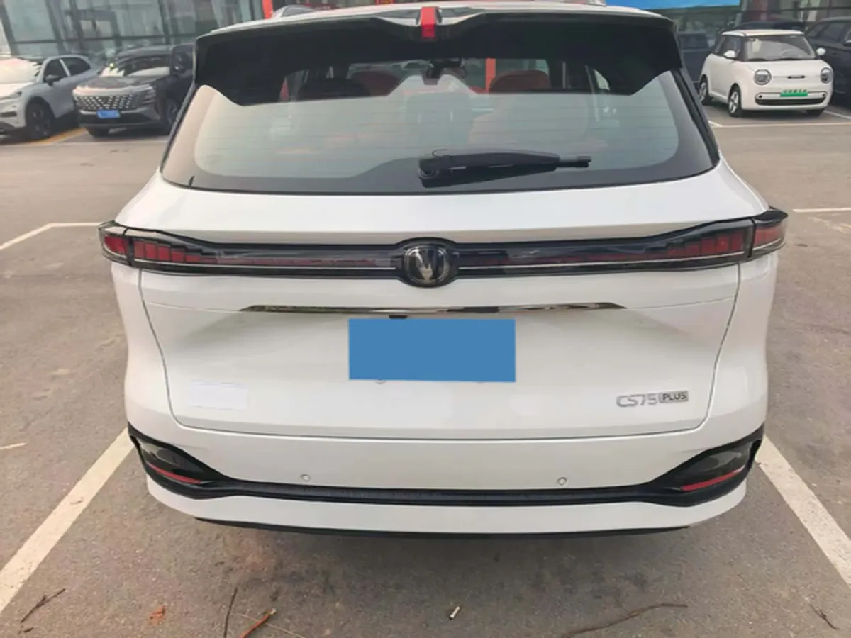 2025 ChangAn CS75 Plus 1.5T 192HP L4 8AT,autocango,china used car exporter,china ev exporter,chinese used car exporter,chinese used ev exporter