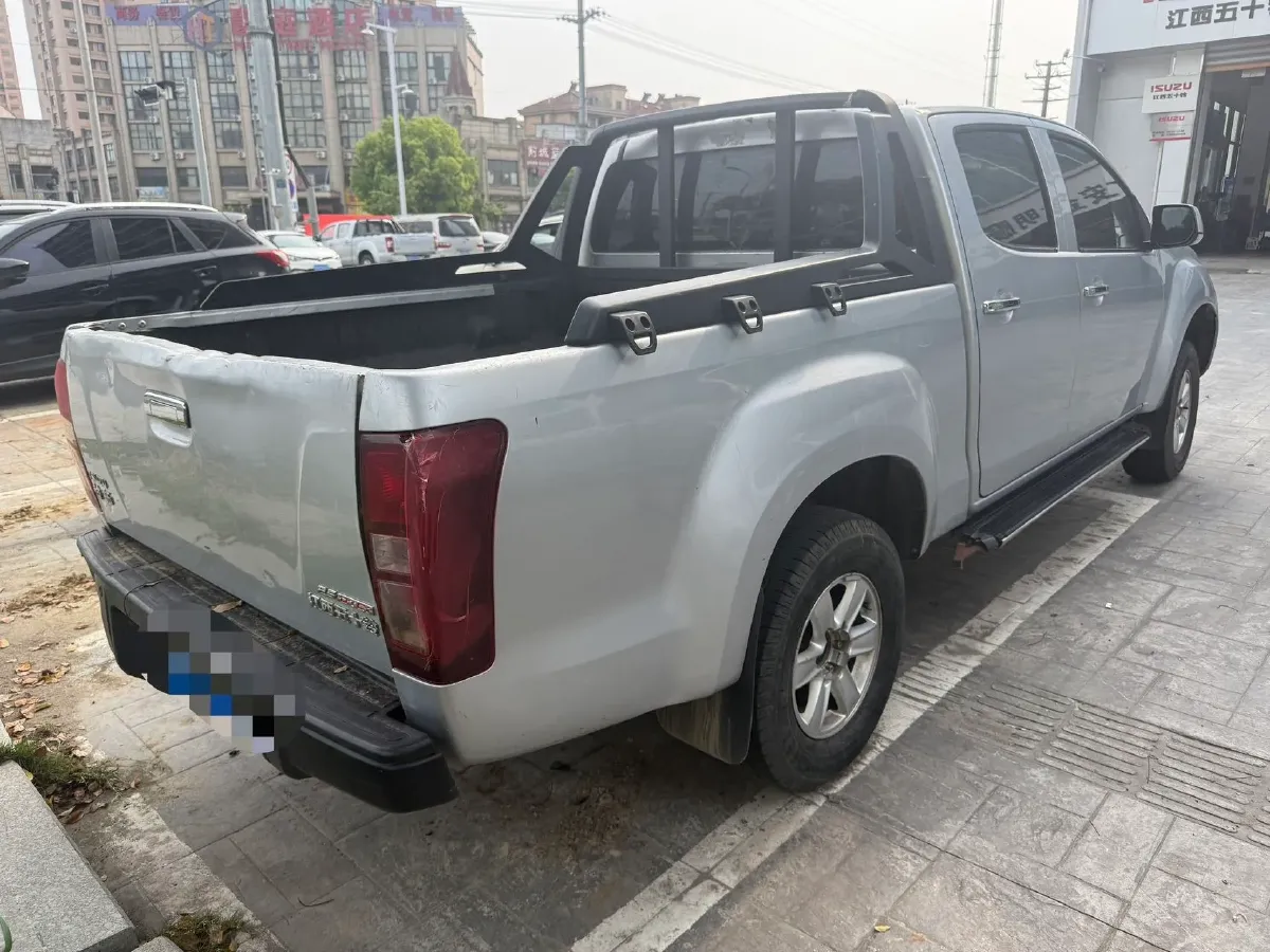 2019 Isuzu LingTuo 2.5T 129HP L4 6MT,autocango,china used car exporter,china ev exporter,chinese used car exporter,chinese used ev exporter