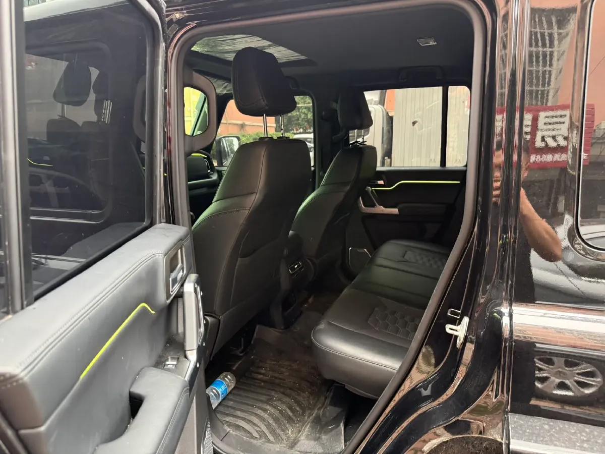 2025 212 212 T01 2.0T 252HP L4 8AT,autocango,china used car exporter,china ev exporter,chinese used car exporter,chinese used ev exporter