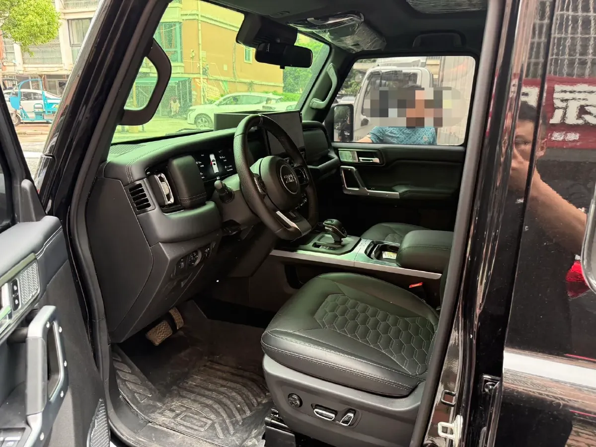 2025 212 212 T01 2.0T 252HP L4 8AT,autocango,china used car exporter,china ev exporter,chinese used car exporter,chinese used ev exporter