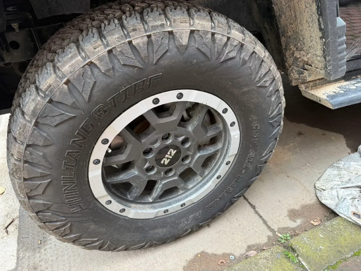 2025 212 212 T01 2.0T 252HP L4 8AT,autocango,china used car exporter,china ev exporter,chinese used car exporter,chinese used ev exporter