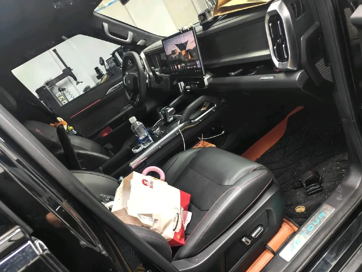 2023 Jetour Traveller 2.0T 254HP L4 8AT,autocango,china used car exporter,china ev exporter,chinese used car exporter,chinese used ev exporter