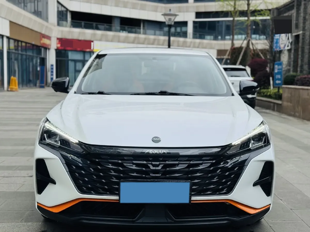 2023 DongFeng Aeolus YiXuan 1.5L 125HP L4 6DCT,autocango,china used car exporter,china ev exporter,chinese used car exporter,chinese used ev exporter