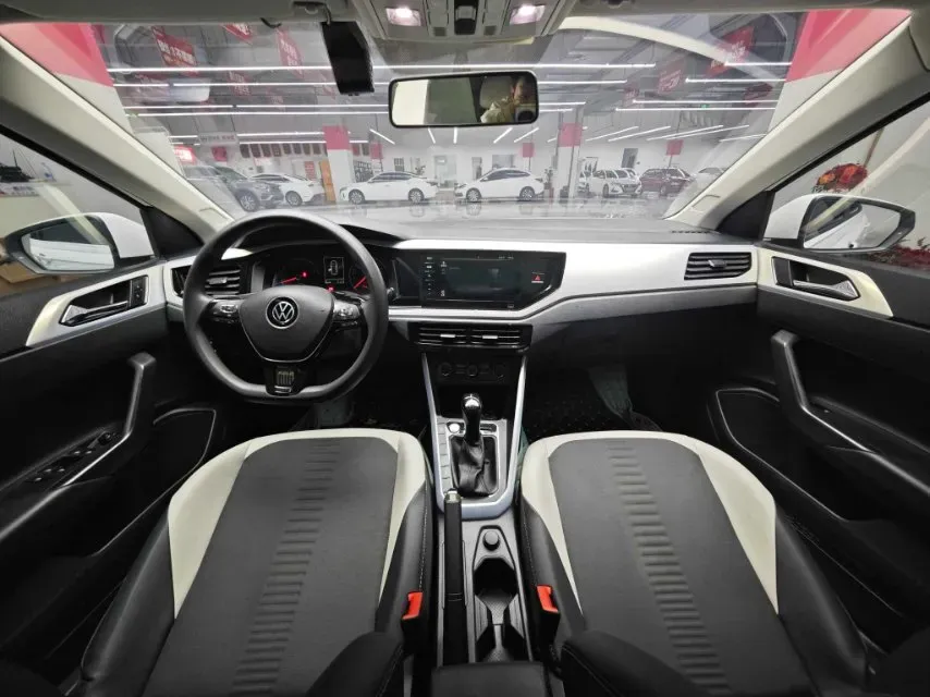 2021 Haval H6 1.5T 169HP L4 7DCT,autocango,china used car exporter,china ev exporter,chinese used car exporter,chinese used ev exporter