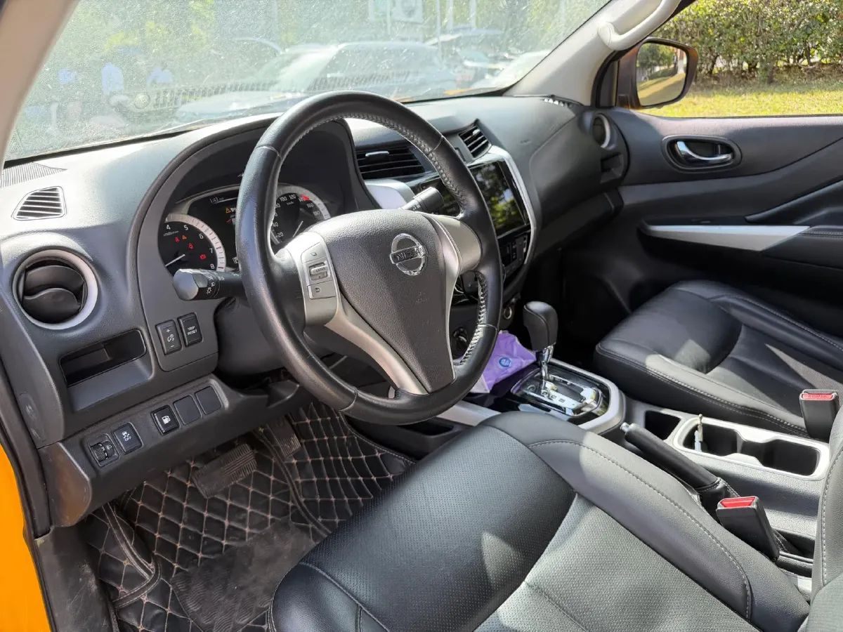 2021 Nissan Navara 2.5L 190HP L4 7AT,autocango,china used car exporter,china ev exporter,chinese used car exporter,chinese used ev exporter