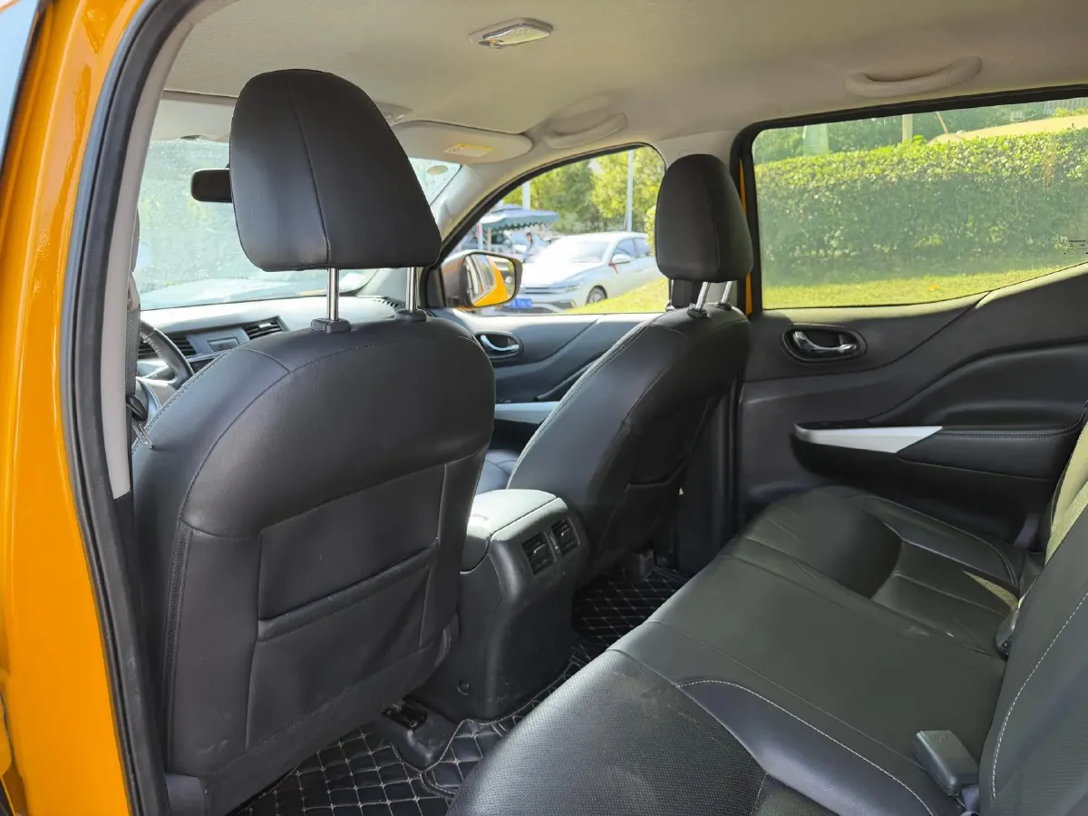 2021 Nissan Navara 2.5L 190HP L4 7AT,autocango,china used car exporter,china ev exporter,chinese used car exporter,chinese used ev exporter