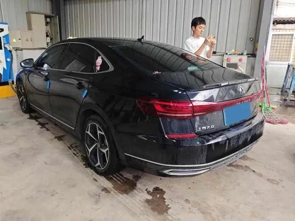 2024 Volkswagen Passat 2.0T 186HP L4 7DCT,autocango,china used car exporter,china ev exporter,chinese used car exporter,chinese used ev exporter