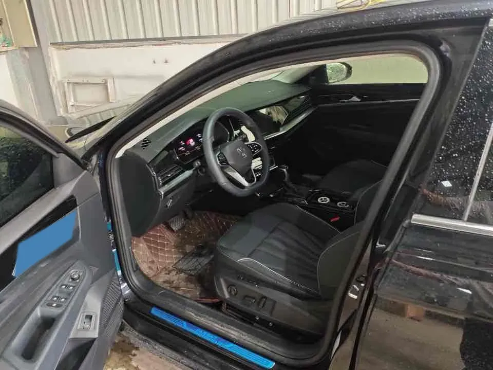 2024 Volkswagen Passat 2.0T 186HP L4 7DCT,autocango,china used car exporter,china ev exporter,chinese used car exporter,chinese used ev exporter