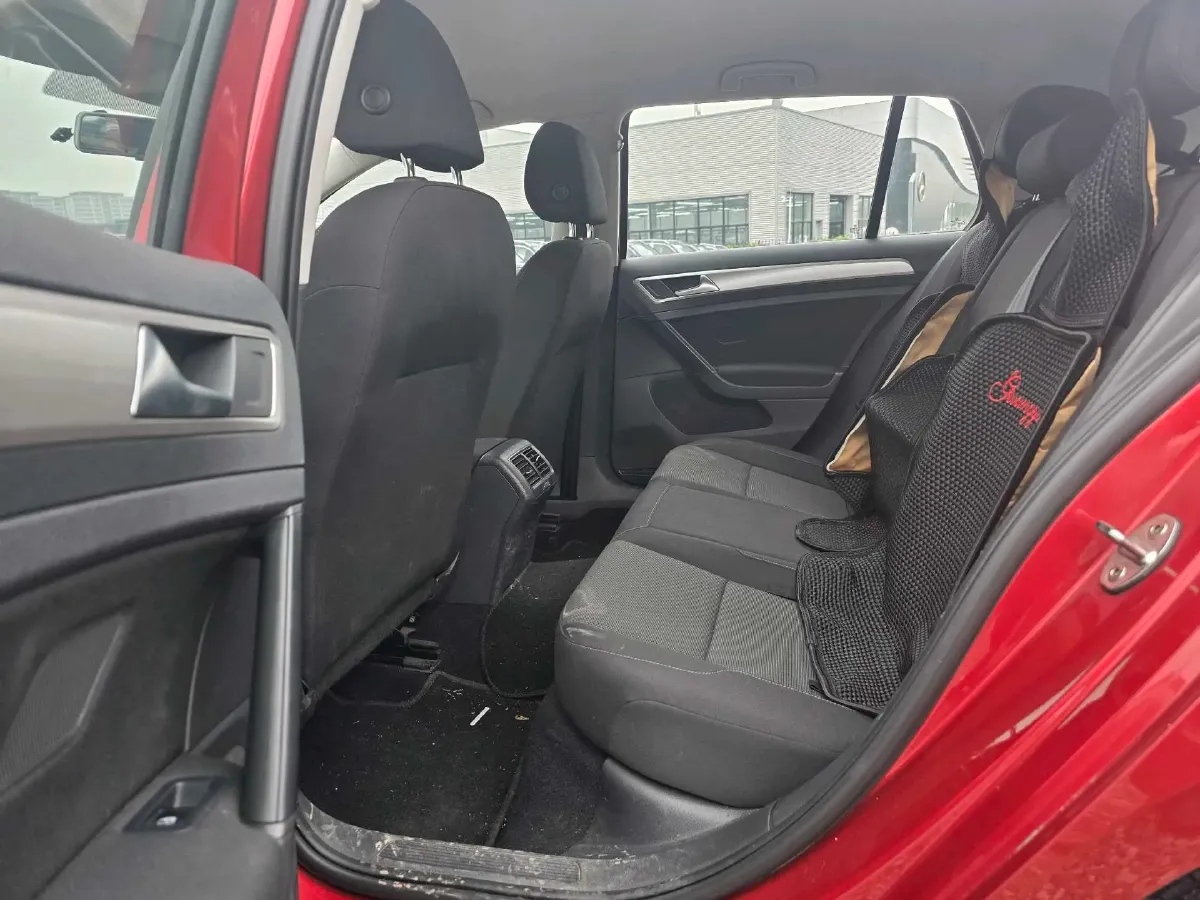2018 Volkswagen Golf 1.6L 110HP L4 6AT,autocango,china used car exporter,china ev exporter,chinese used car exporter,chinese used ev exporter
