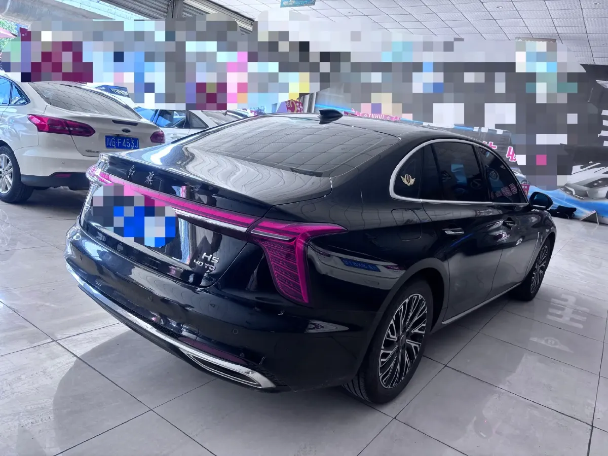2023 HongQi H5 2.0T 224HP L4 8AT,autocango,china used car exporter,china ev exporter,chinese used car exporter,chinese used ev exporter