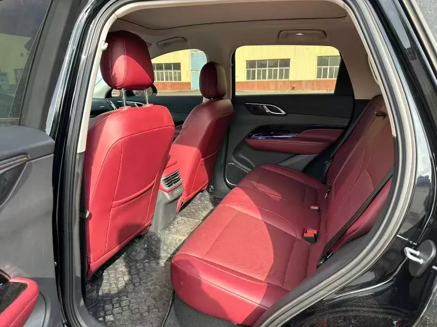 2025 HongQi HS3 1.5T 150HP L4 1DHT PHEV,autocango,china used car exporter,china ev exporter,chinese used car exporter,chinese used ev exporter