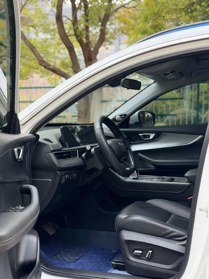 2021 Chery Tiggo 7 Plus 1.6T 197HP L4 7DCT,autocango,china used car exporter,china ev exporter,chinese used car exporter,chinese used ev exporter