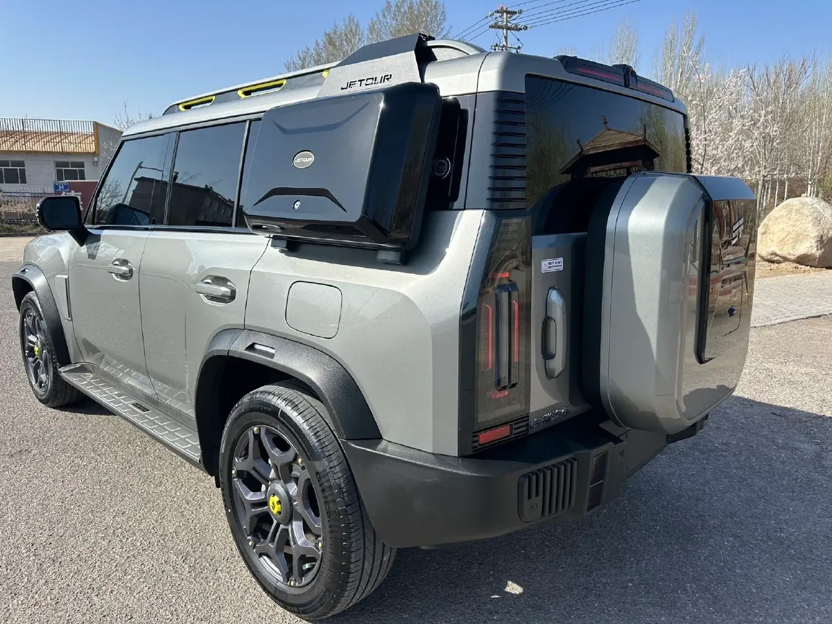 2024 Jetour ShanHai TravellerC-DM 1.5T 156HP L4 3DHT PHEV 43.24KWH,autocango,china used car exporter,china ev exporter,chinese used car exporter,chinese used ev exporter