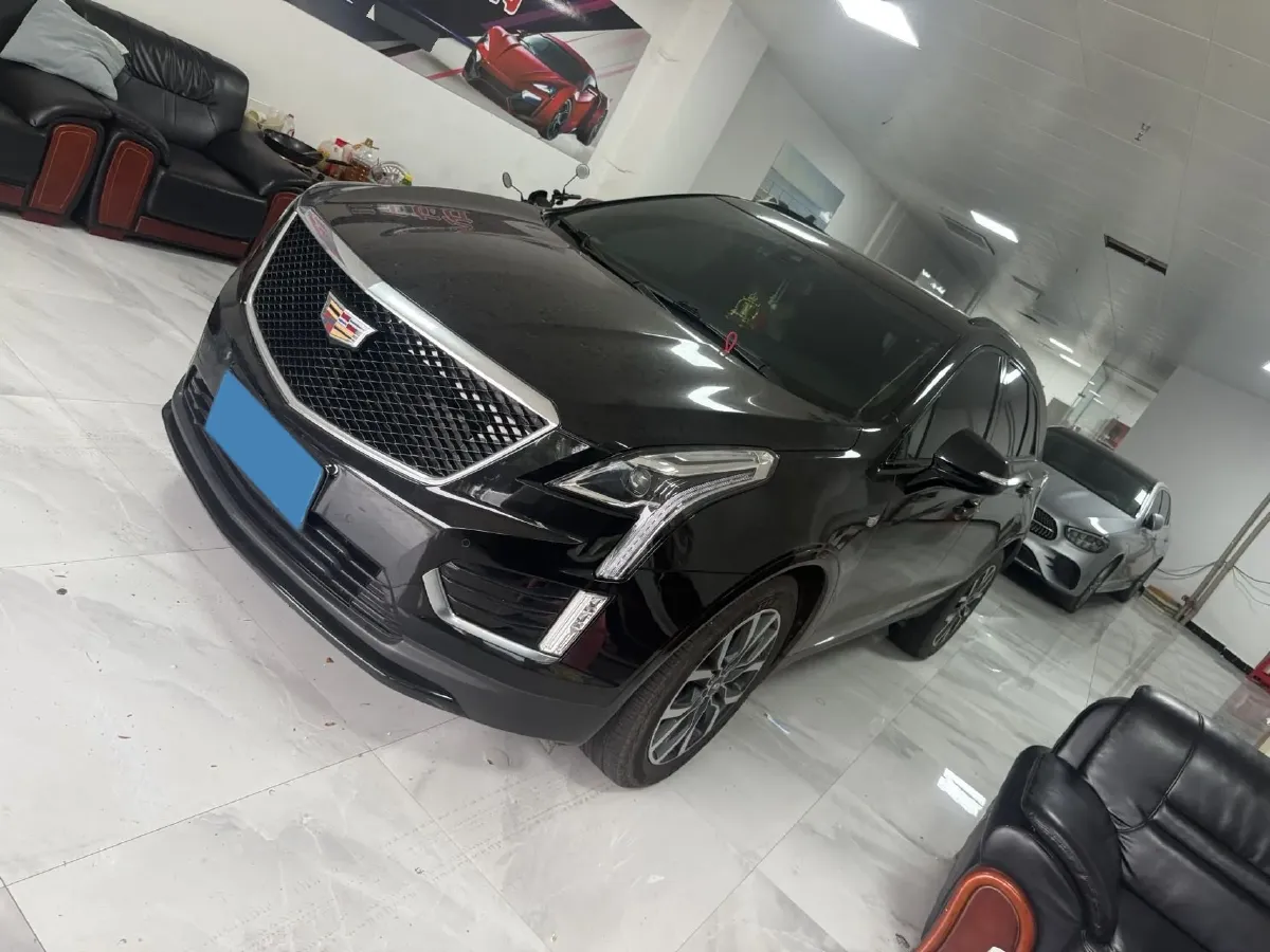 2022 Cadillac XT5 2.0T 237HP L4 9AT,autocango,china used car exporter,china ev exporter,chinese used car exporter,chinese used ev exporter