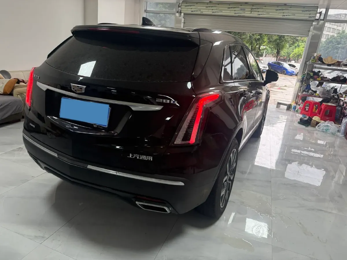 2022 Cadillac XT5 2.0T 237HP L4 9AT,autocango,china used car exporter,china ev exporter,chinese used car exporter,chinese used ev exporter