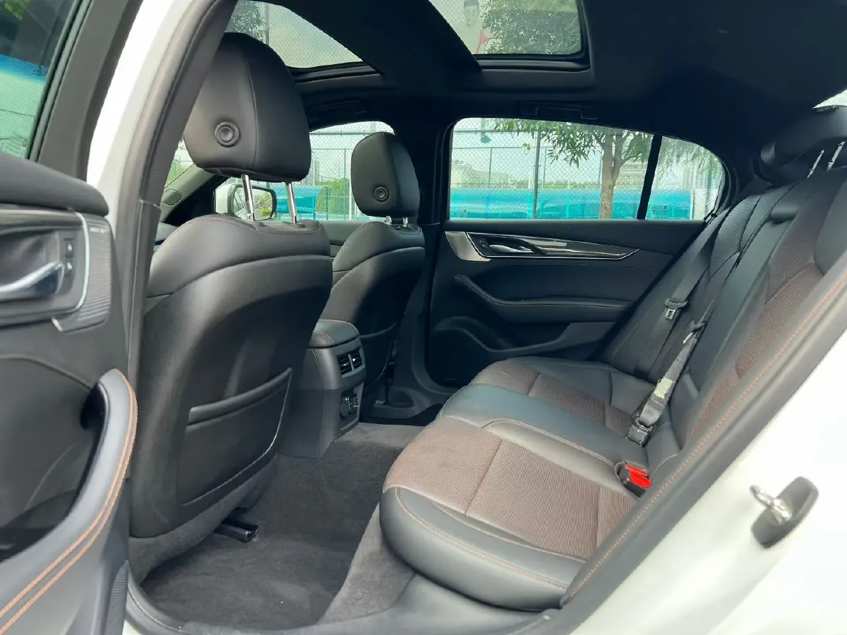 2020 Cadillac CT5 2.0T 241HP L4 10AT,autocango,china used car exporter,china ev exporter,chinese used car exporter,chinese used ev exporter