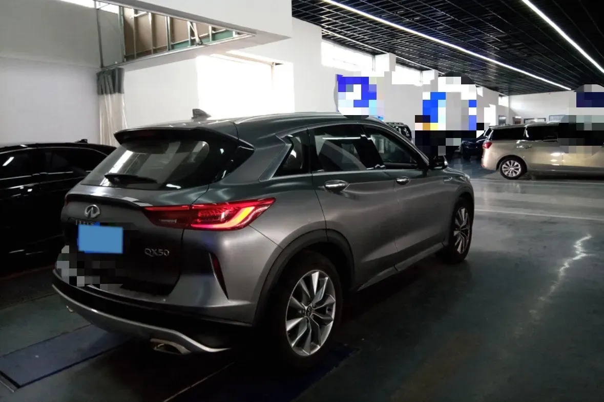 2020 Infiniti QX50 2.0T 272HP L4 CVT,autocango,china used car exporter,china ev exporter,chinese used car exporter,chinese used ev exporter