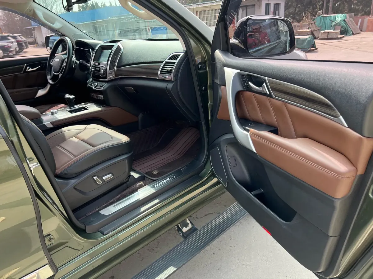 2017 Haval H9 2.0T 252HP L4 8AT,autocango,china used car exporter,china ev exporter,chinese used car exporter,chinese used ev exporter