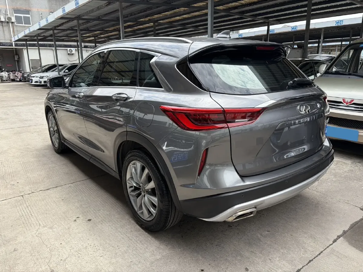 2020 Infiniti QX50 2.0T 245HP L4 CVT,autocango,china used car exporter,china ev exporter,chinese used car exporter,chinese used ev exporter