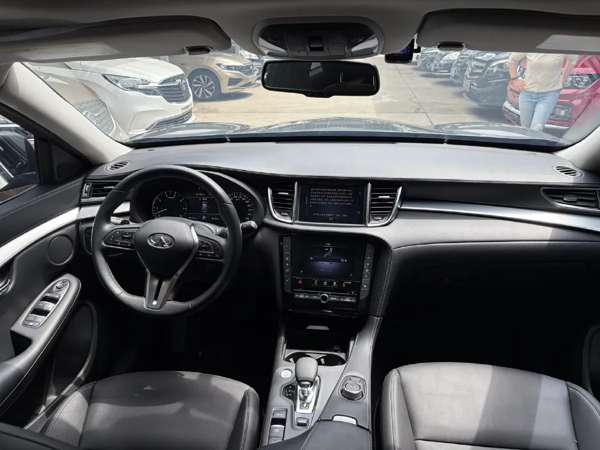 2020 Infiniti QX50 2.0T 245HP L4 CVT,autocango,china used car exporter,china ev exporter,chinese used car exporter,chinese used ev exporter