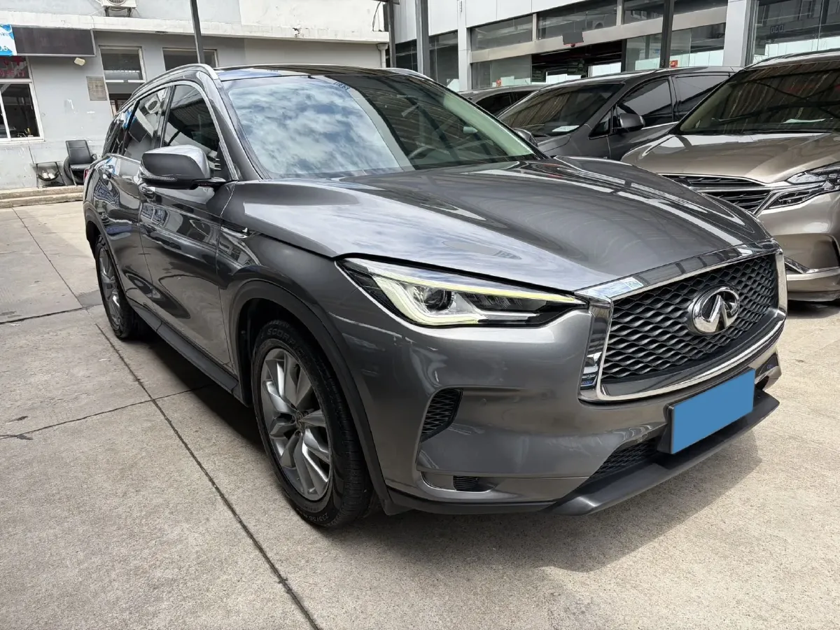 2020 Infiniti QX50 2.0T 245HP L4 CVT,autocango,china used car exporter,china ev exporter,chinese used car exporter,chinese used ev exporter