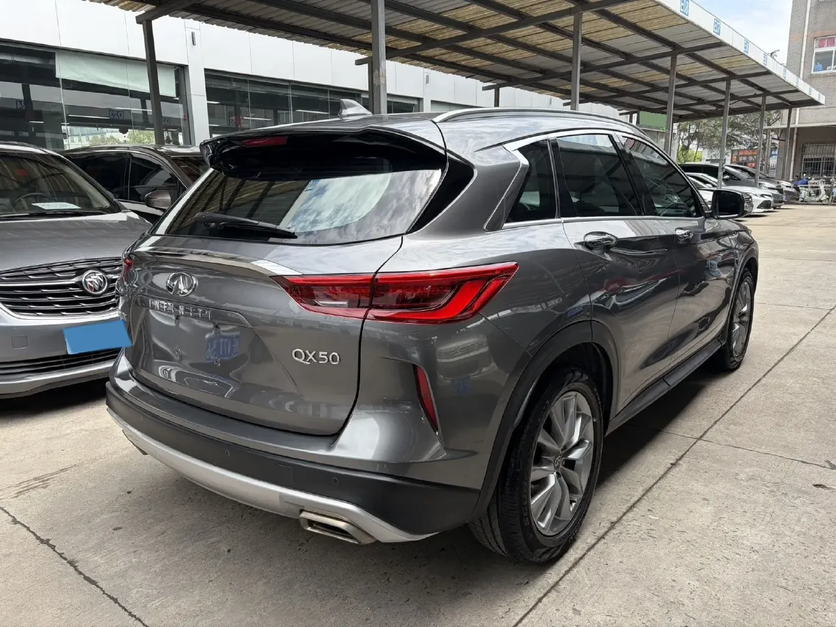 2020 Infiniti QX50 2.0T 245HP L4 CVT,autocango,china used car exporter,china ev exporter,chinese used car exporter,chinese used ev exporter