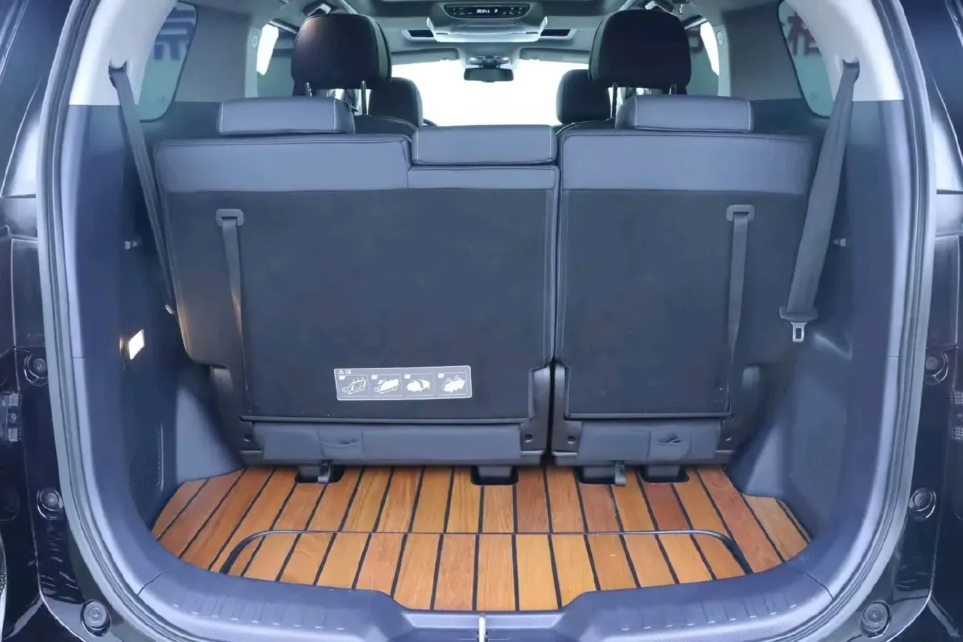 2021 GAC Trumpchi M8 2.0T 252HP L4 8AT,autocango,china used car exporter,china ev exporter,chinese used car exporter,chinese used ev exporter