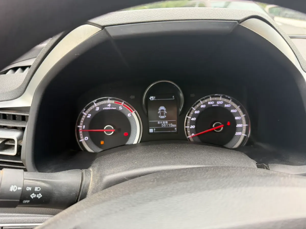 2022 Isuzu RE-MAX Jim 2.8T 120HP L4 5MT,autocango,china used car exporter,china ev exporter,chinese used car exporter,chinese used ev exporter