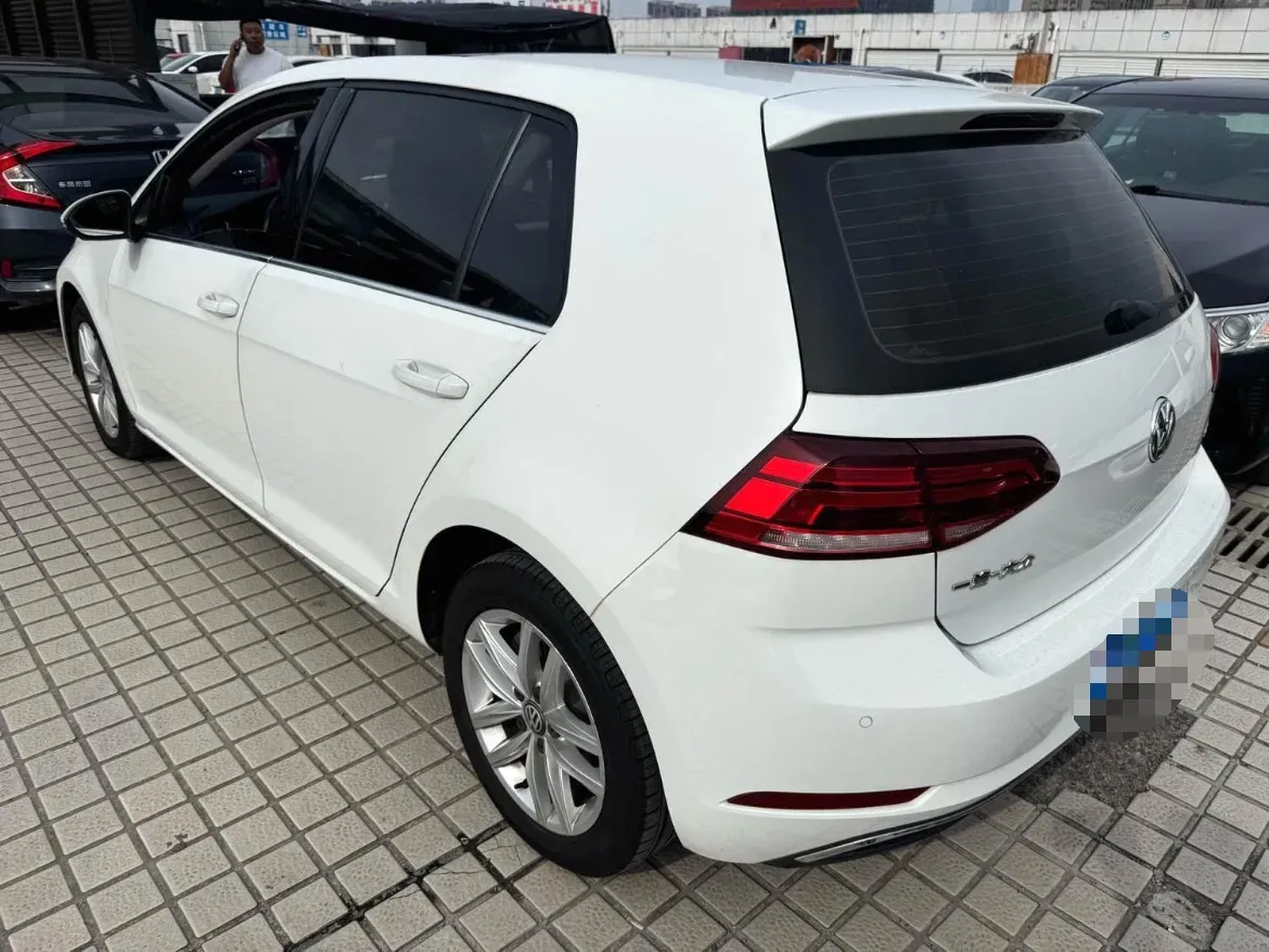 2018 Volkswagen Golf 1.6L 110HP L4 6AT,autocango,china used car exporter,china ev exporter,chinese used car exporter,chinese used ev exporter