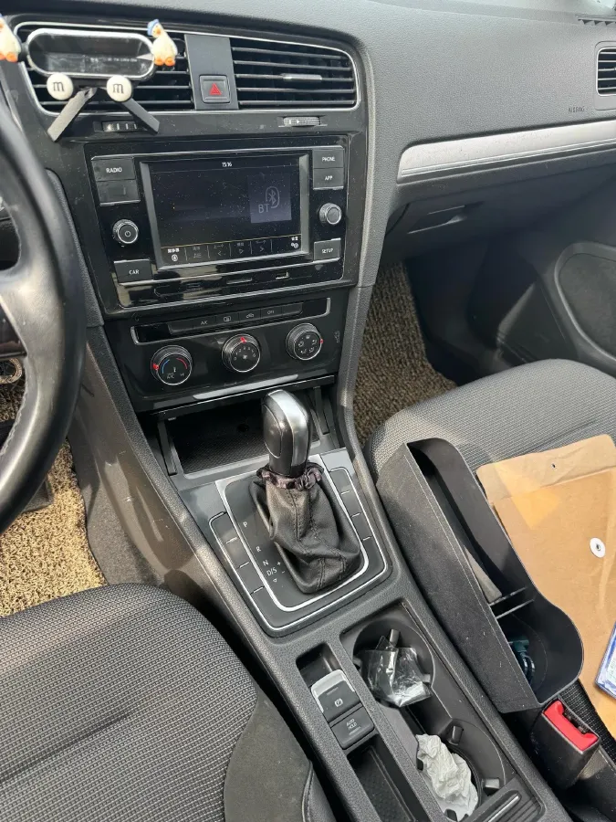 2018 Volkswagen Golf 1.6L 110HP L4 6AT,autocango,china used car exporter,china ev exporter,chinese used car exporter,chinese used ev exporter