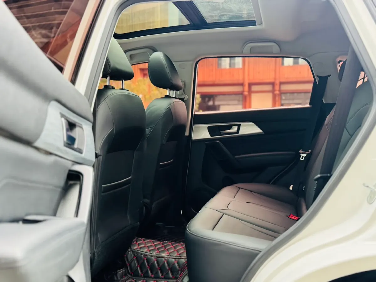 2018 Haval H2 1.5T 150HP L4 7DCT,autocango,china used car exporter,china ev exporter,chinese used car exporter,chinese used ev exporter