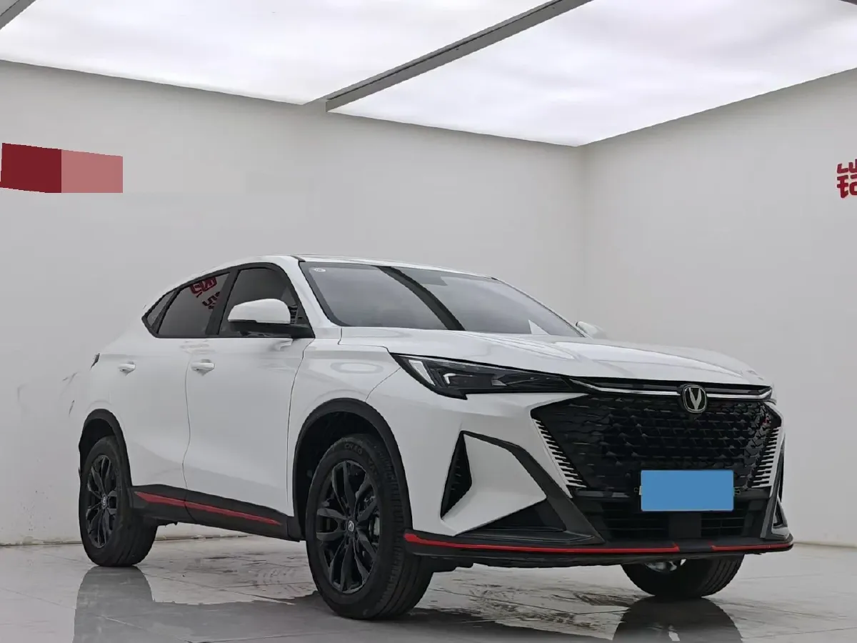 2025 ChangAn X5 PLUS 1.5T 188HP L4 7DCT,autocango,china used car exporter,china ev exporter,chinese used car exporter,chinese used ev exporter