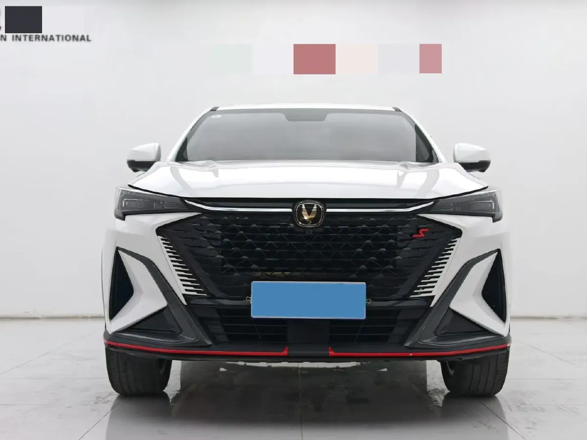 2025 ChangAn X5 PLUS 1.5T 188HP L4 7DCT,autocango,china used car exporter,china ev exporter,chinese used car exporter,chinese used ev exporter