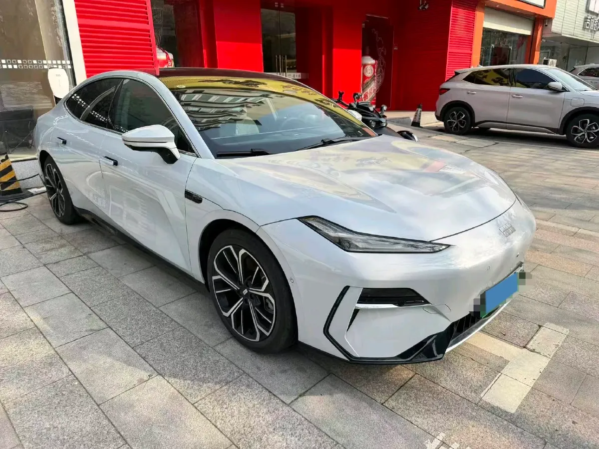 2025 Geely Galaxy E8 BEV 76KWH,autocango,china used car exporter,china ev exporter,chinese used car exporter,chinese used ev exporter