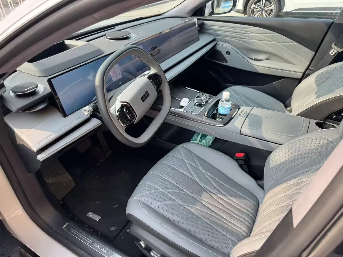 2025 Geely Galaxy E8 BEV 76KWH,autocango,china used car exporter,china ev exporter,chinese used car exporter,chinese used ev exporter