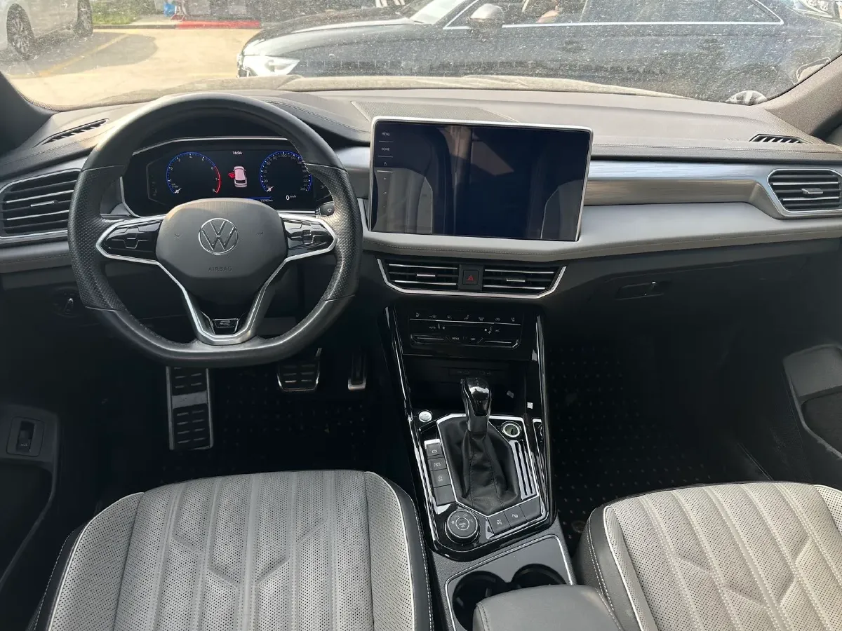 2023 Volkswagen Tayron 2.0T 220HP L4 7DCT,autocango,china used car exporter,china ev exporter,chinese used car exporter,chinese used ev exporter