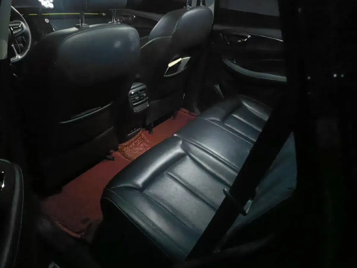 2020 Roewe RX5 1.5T 169HP L4 AMT PHEV 11.1KWH,autocango,china used car exporter,china ev exporter,chinese used car exporter,chinese used ev exporter