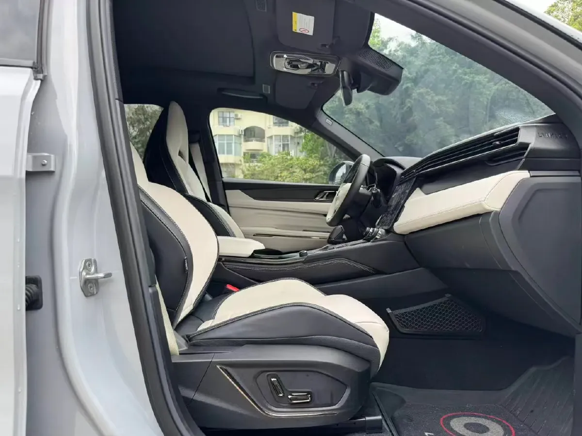 2023 DaYun M1 BEV 90.58KWH,autocango,china used car exporter,china ev exporter,chinese used car exporter,chinese used ev exporter