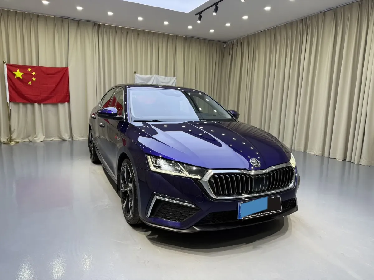 2021 Skoda Octavia 1.4T 150HP L4 7DCT,autocango,china used car exporter,china ev exporter,chinese used car exporter,chinese used ev exporter