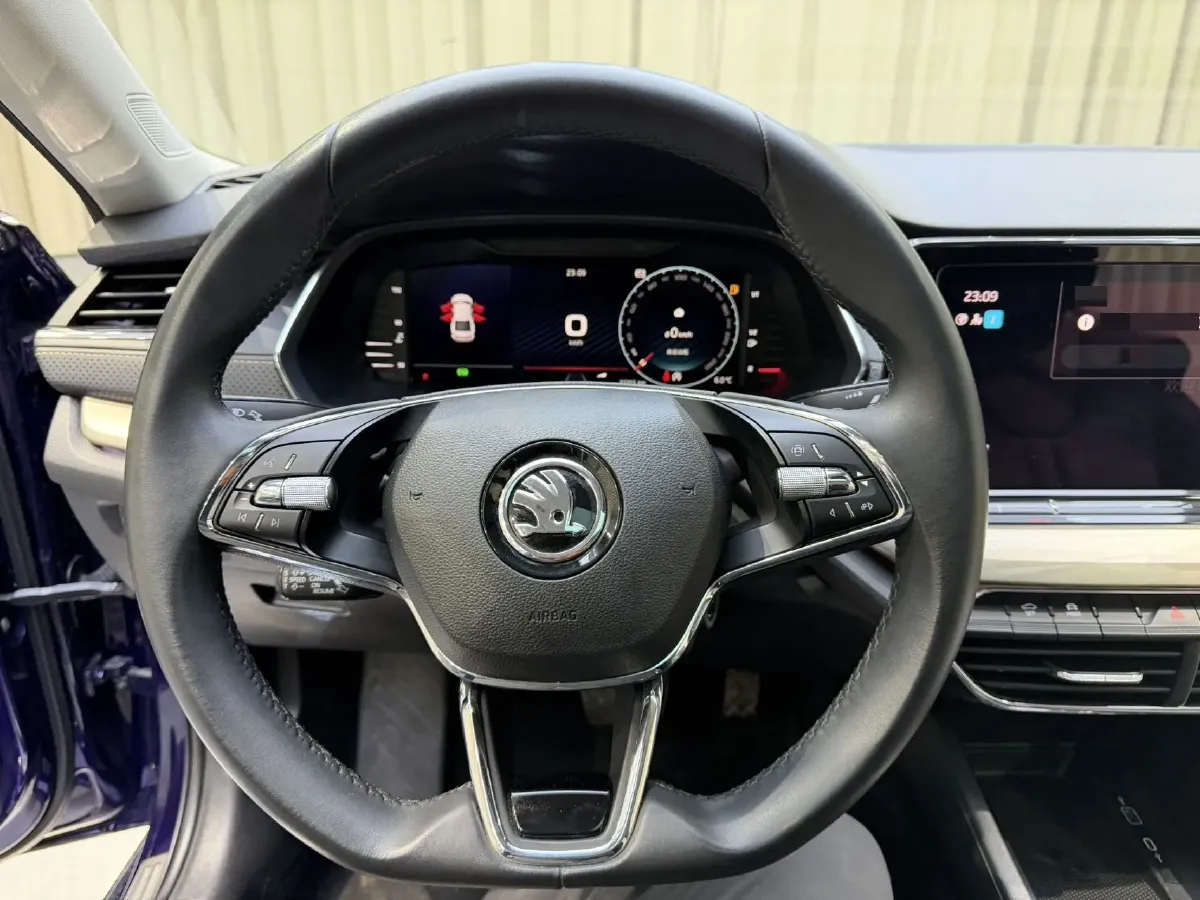 2021 Skoda Octavia 1.4T 150HP L4 7DCT,autocango,china used car exporter,china ev exporter,chinese used car exporter,chinese used ev exporter