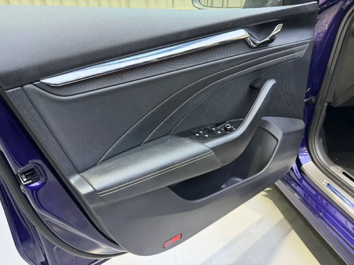 2021 Skoda Octavia 1.4T 150HP L4 7DCT,autocango,china used car exporter,china ev exporter,chinese used car exporter,chinese used ev exporter