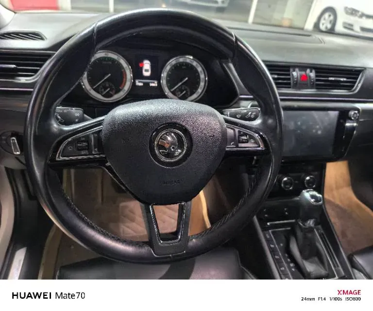 2018 Skoda Kodiak 1.8T 180HP L4 7DCT,autocango,china used car exporter,china ev exporter,chinese used car exporter,chinese used ev exporter