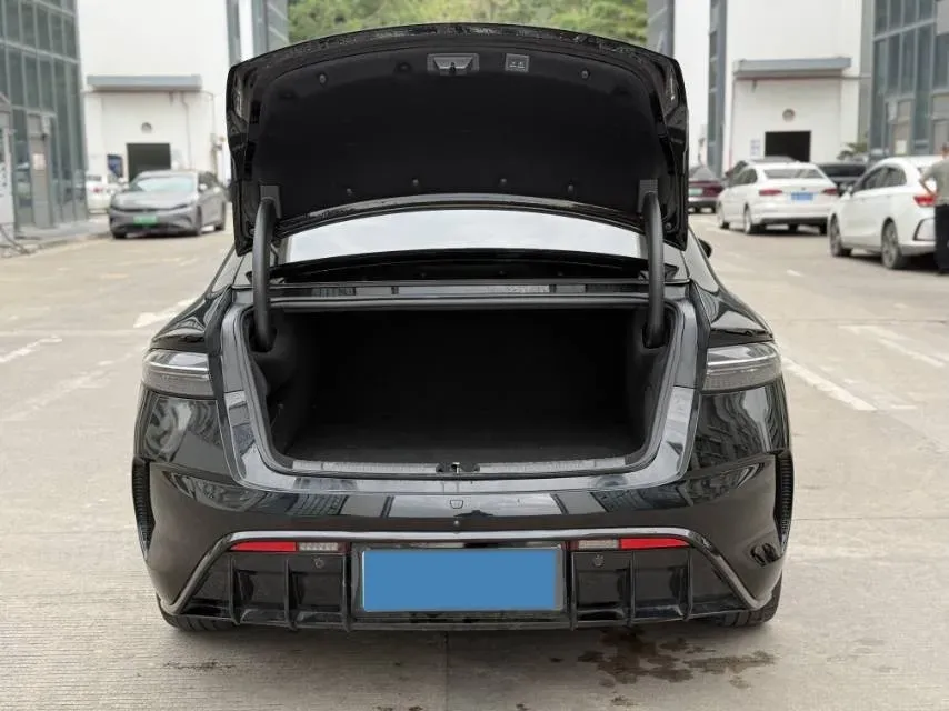 2022 AITO AITO M5 Range Extended 125HP REEV 40KWH,autocango,china used car exporter,china ev exporter,chinese used car exporter,chinese used ev exporter