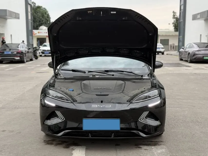 2022 AITO AITO M5 Range Extended 125HP REEV 40KWH,autocango,china used car exporter,china ev exporter,chinese used car exporter,chinese used ev exporter