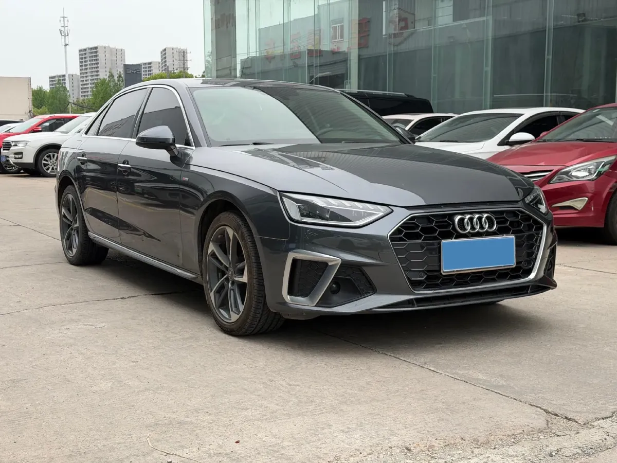 2020 Audi A4L 2.0T 190HP L4 7DCT,autocango,china used car exporter,china ev exporter,chinese used car exporter,chinese used ev exporter